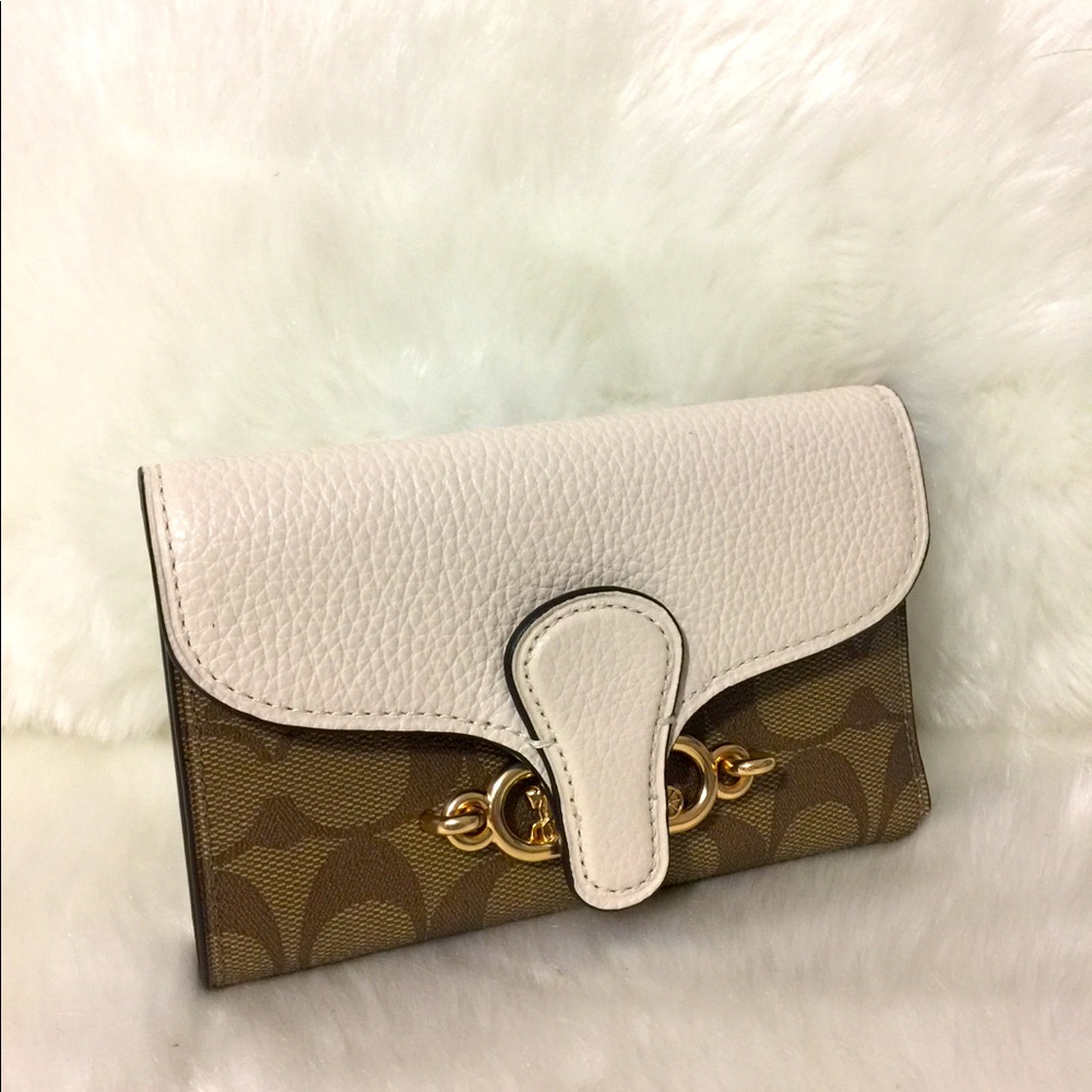 Coach Jade Medium Envelope Wallet - Picture 7 of 13